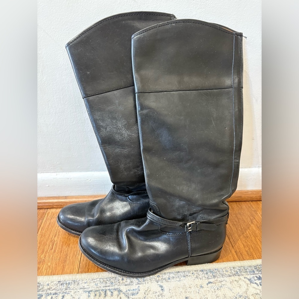 Frye Black Knee-High Leather Boots - women’s size 7.5 - round toe - buckle